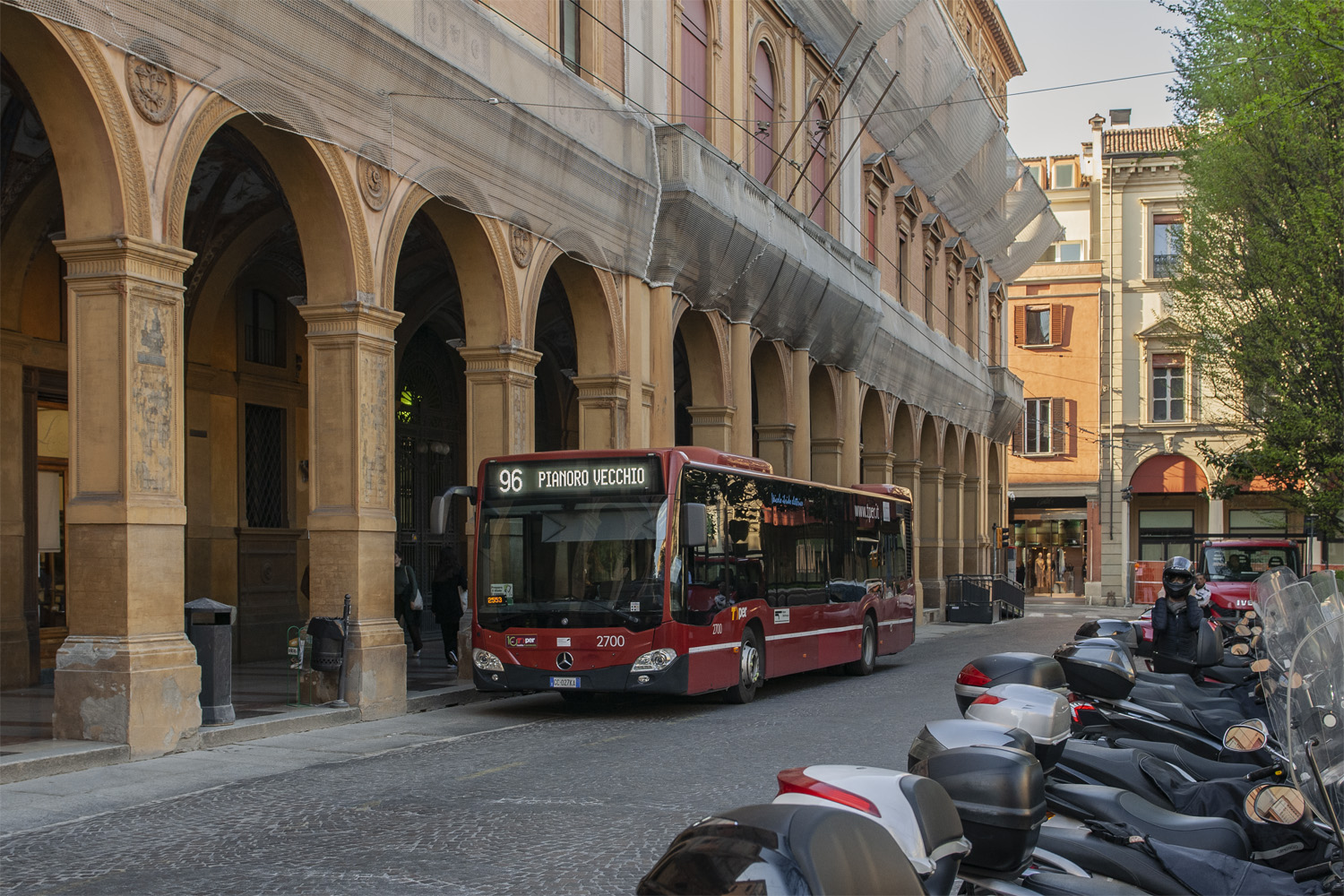 Mercedes-Benz O530 C2 Hybrid #2700