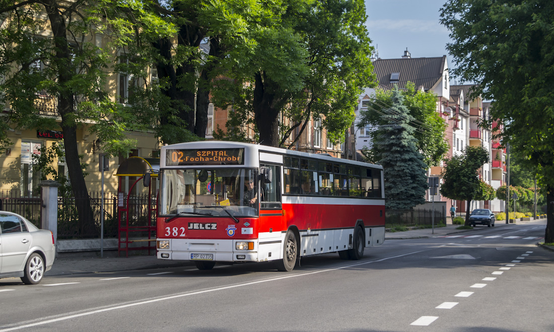 Jelcz PR110 CNG #382