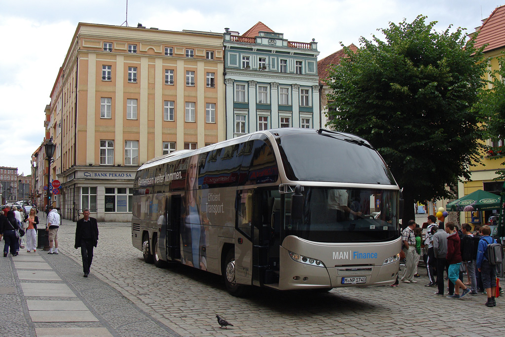 Neoplan N1217 HDC #M-NP 1740