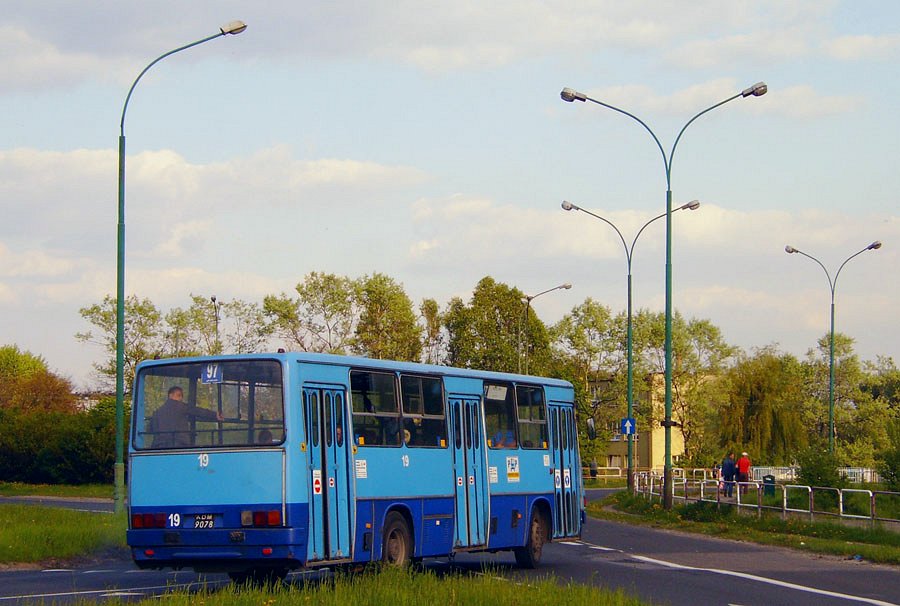 Ikarus 260.04 #19