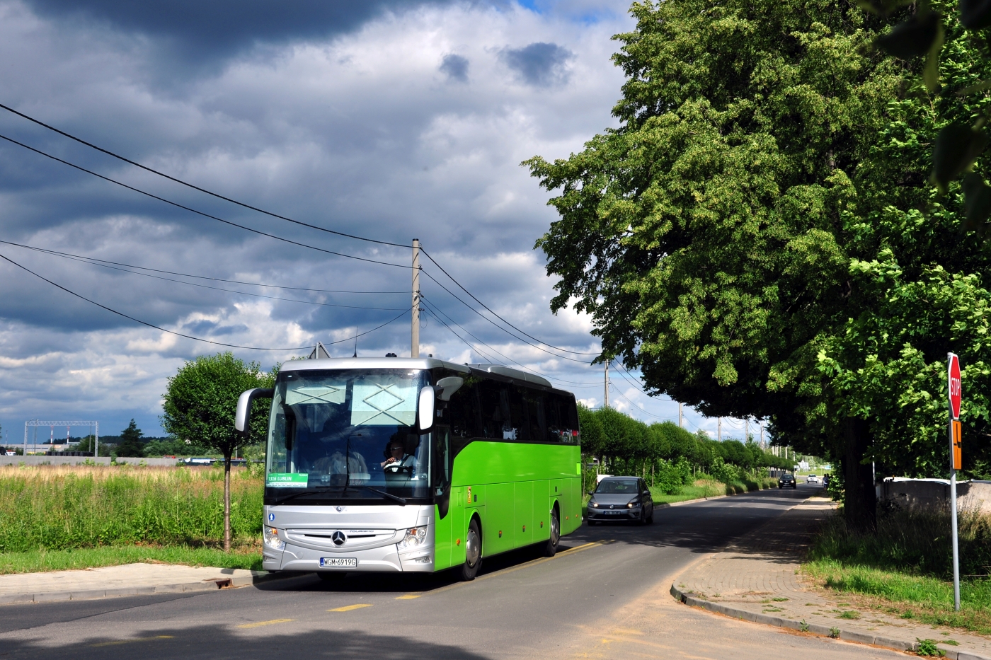 Mercedes-Benz Tourismo E16 RHD M/2 #WGM 6919G