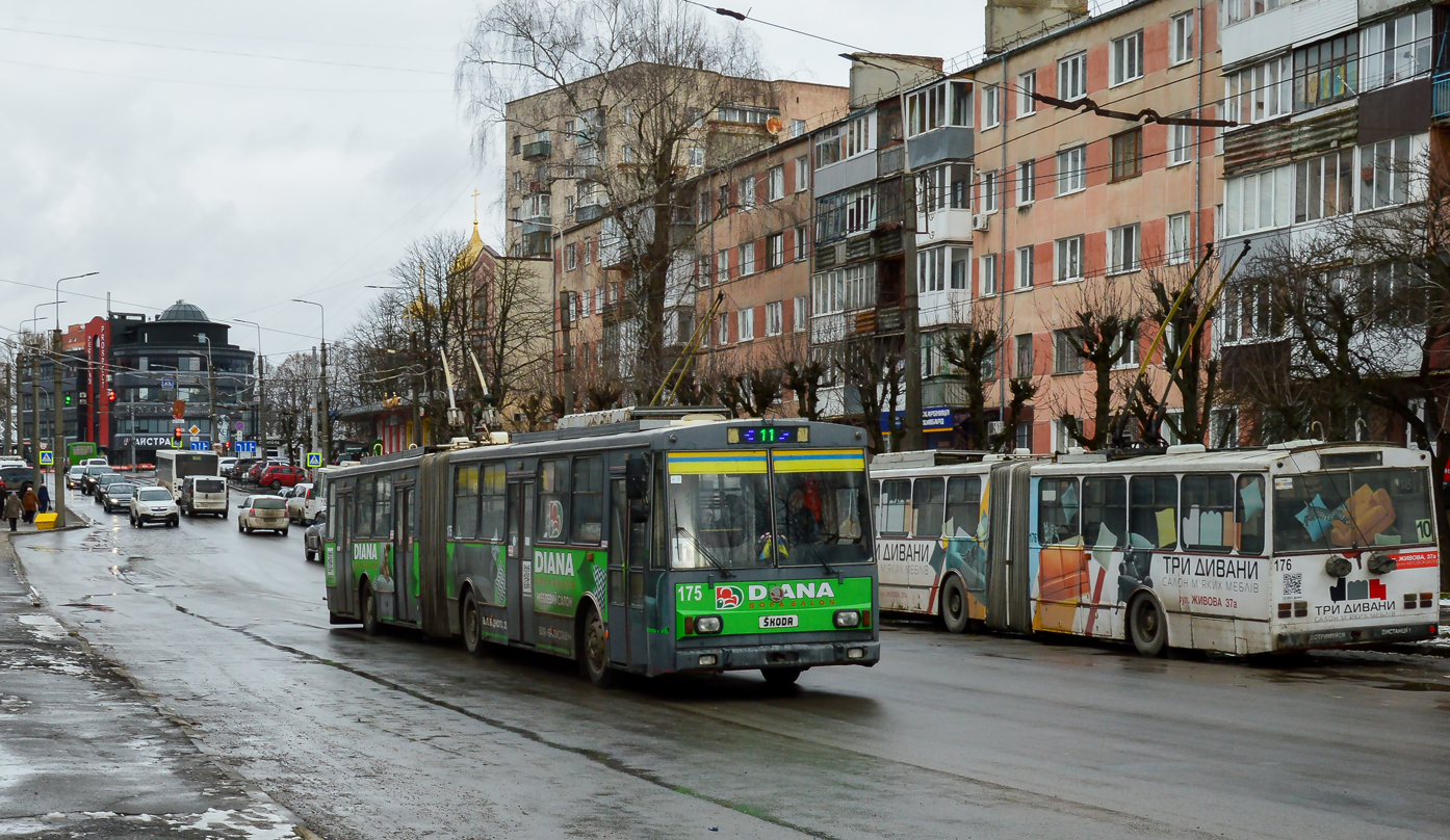 Škoda 15Tr02/6 #175