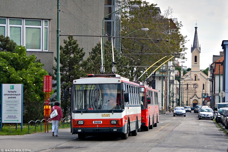 Škoda 14Tr10/6 #6303