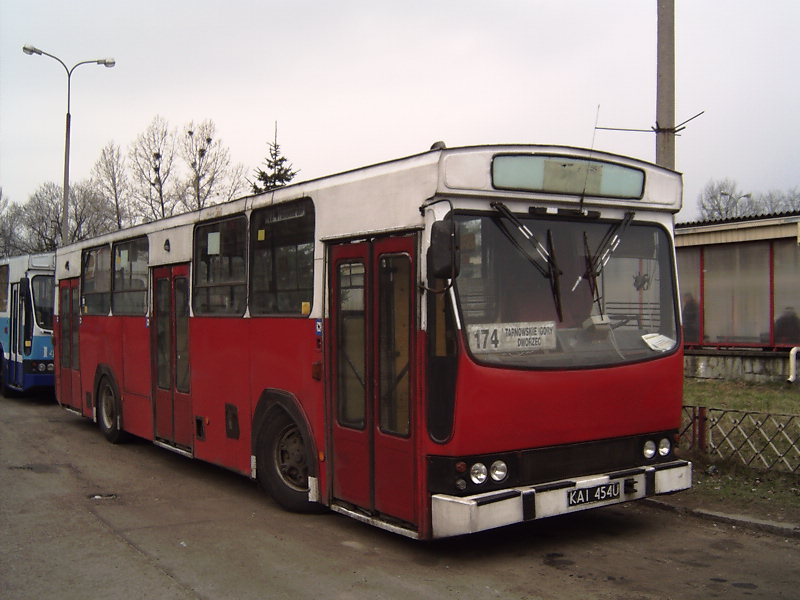 Jelcz M11 #KAI 454U