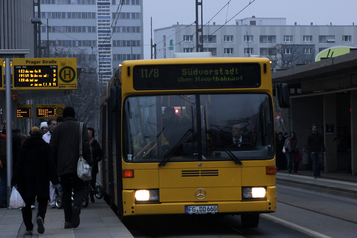 Mercedes O405GN2 #FG-DD 660