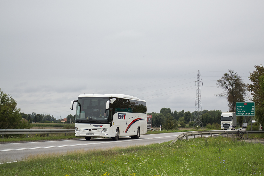 Mercedes-Benz Tourismo E16 RHD M/2 #OOL 9GV5