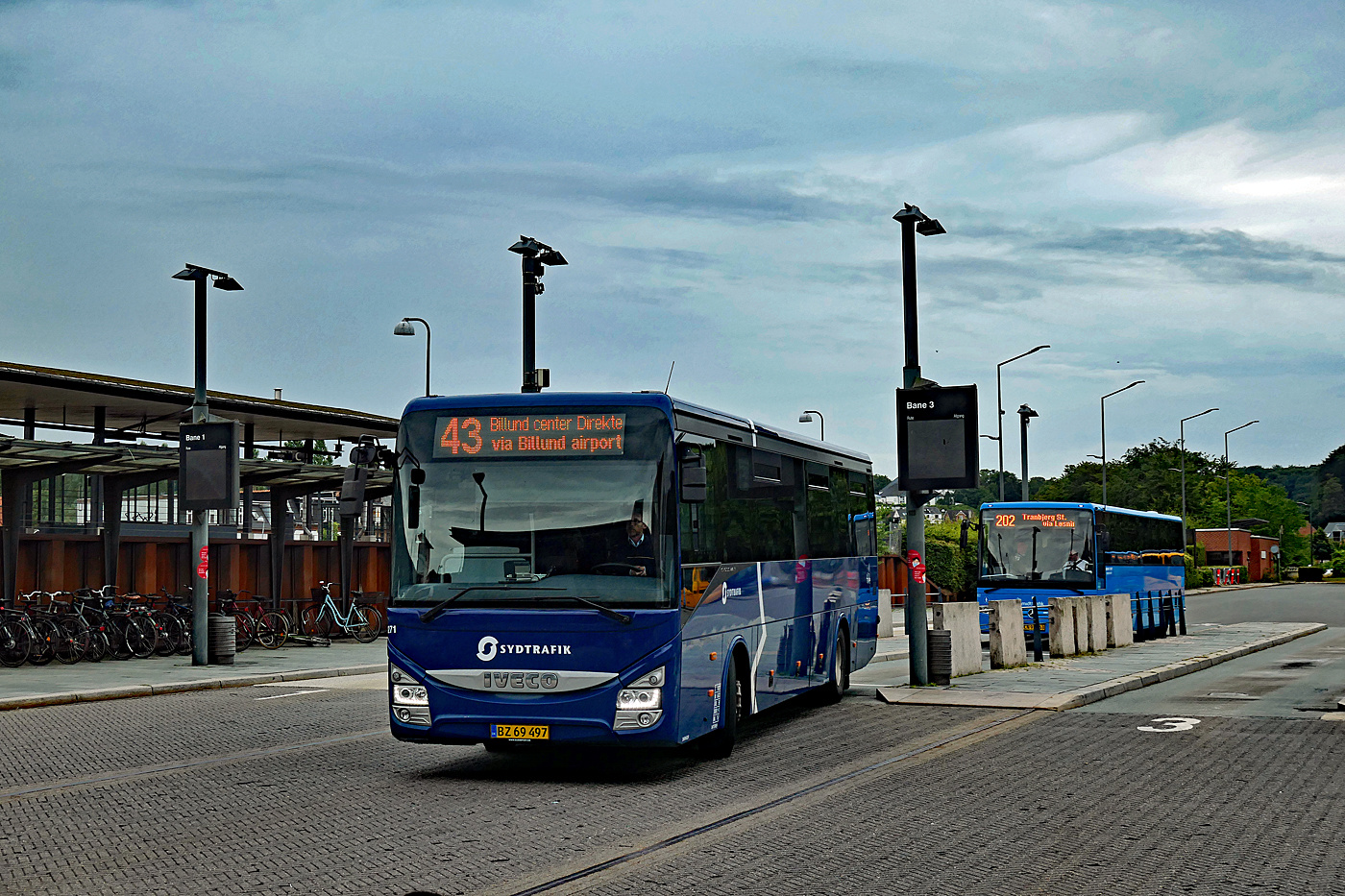 Iveco Crossway Line 12M #8271