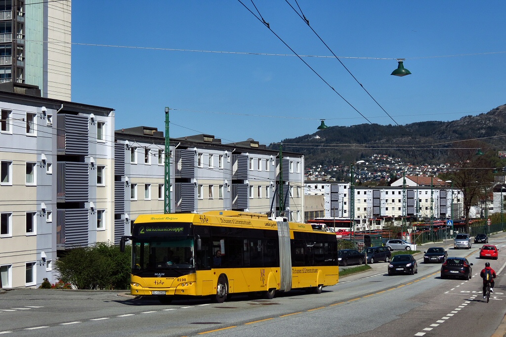 Neoplan N6221 #8198