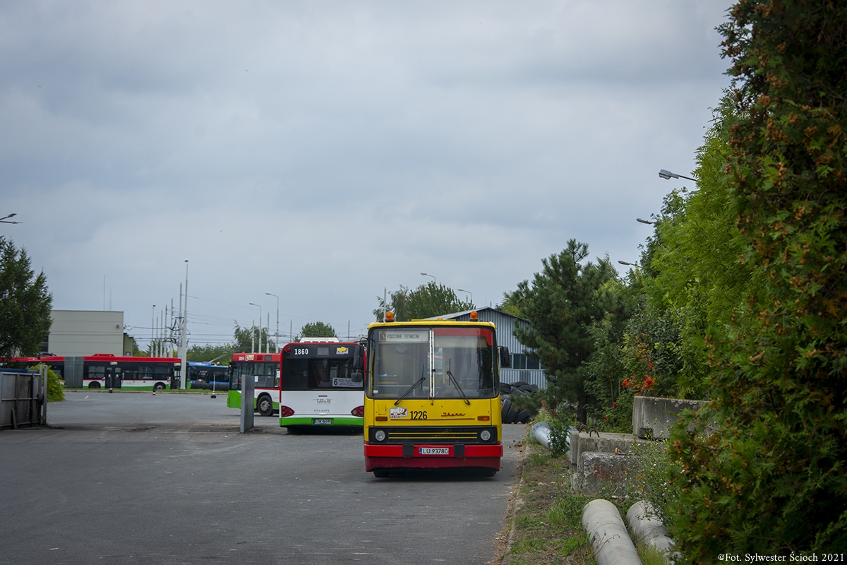 Ikarus 280.02 #1226