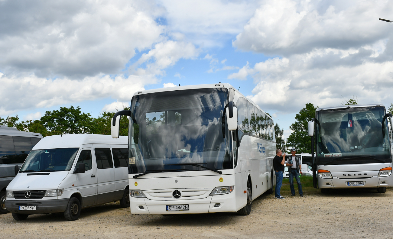 Mercedes-Benz Tourismo 16RHD M/2 #OP 4862N