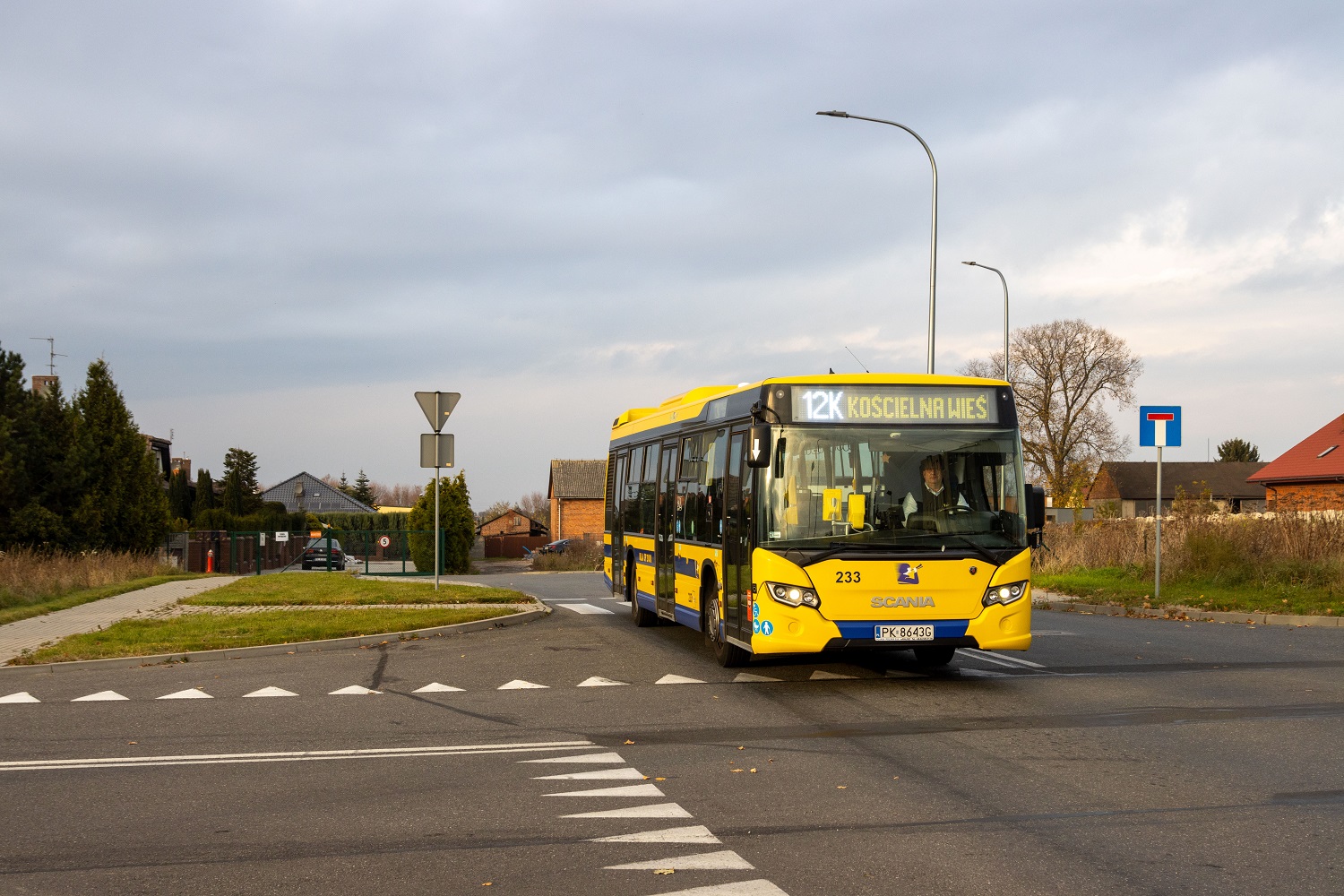 Scania CN280UB 4x2 EB #233