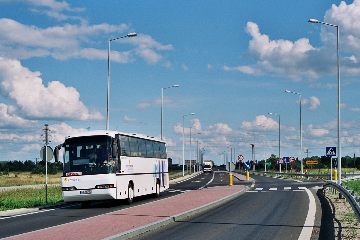 Neoplan N316 SHD #R0702