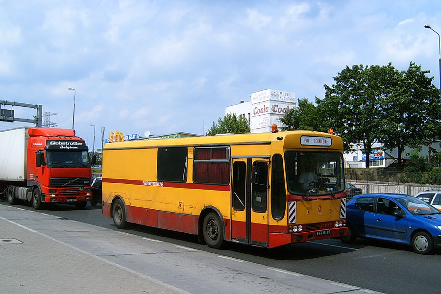 Ikarus-Zemun IK160P/A #64001