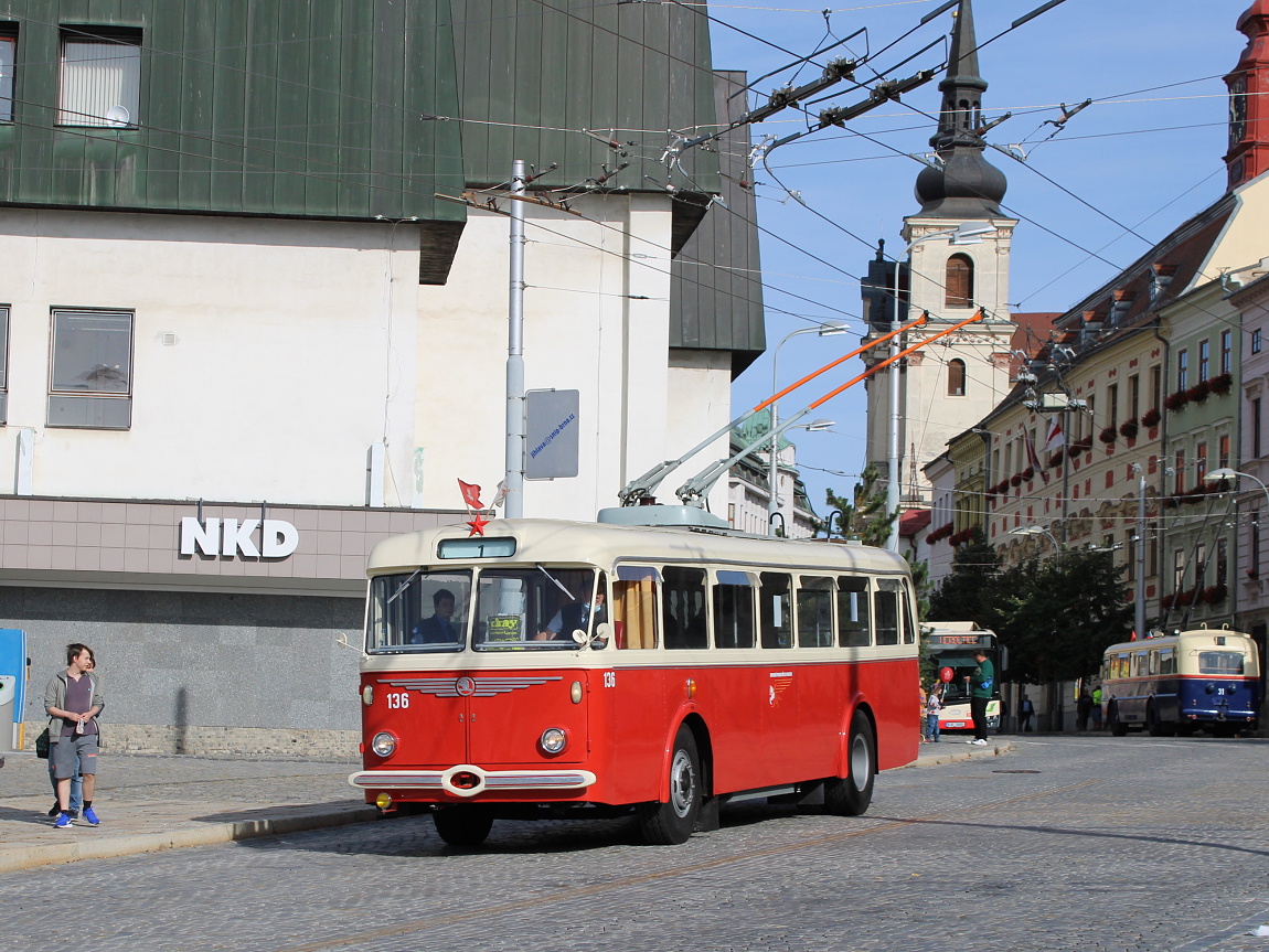 Škoda 8Tr9 #136