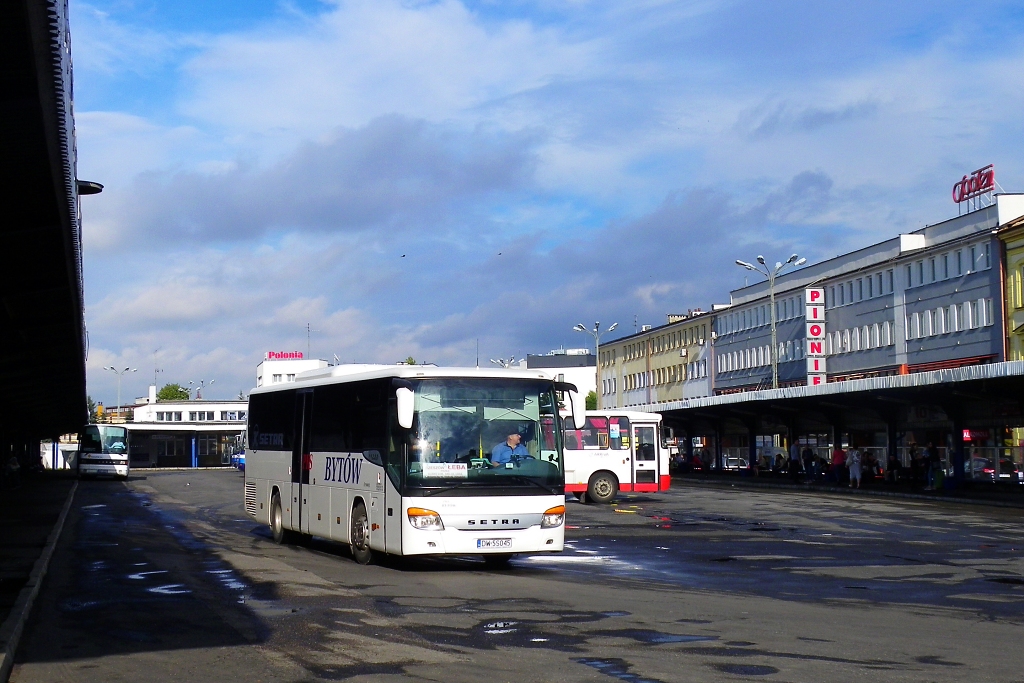 Setra S415 UL #E70203