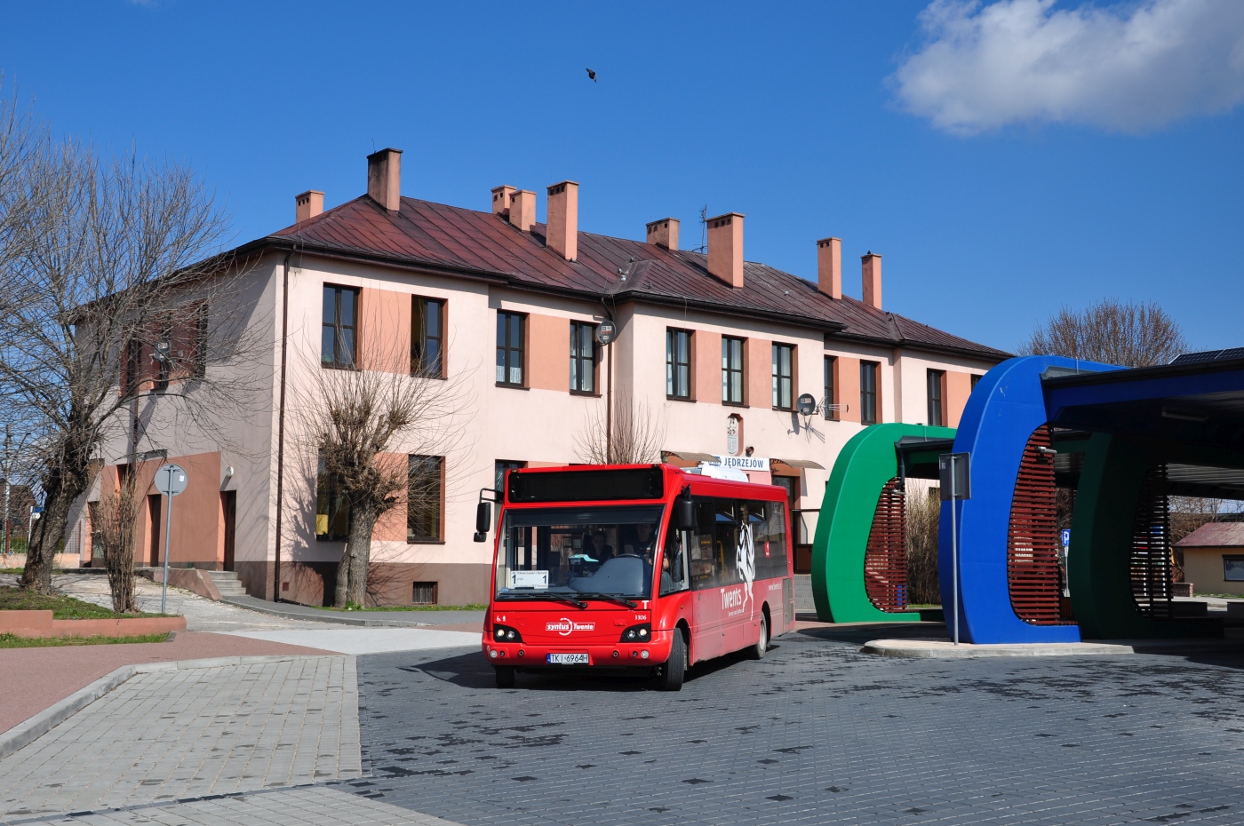 Optare Solo M810L #TKI 6964H