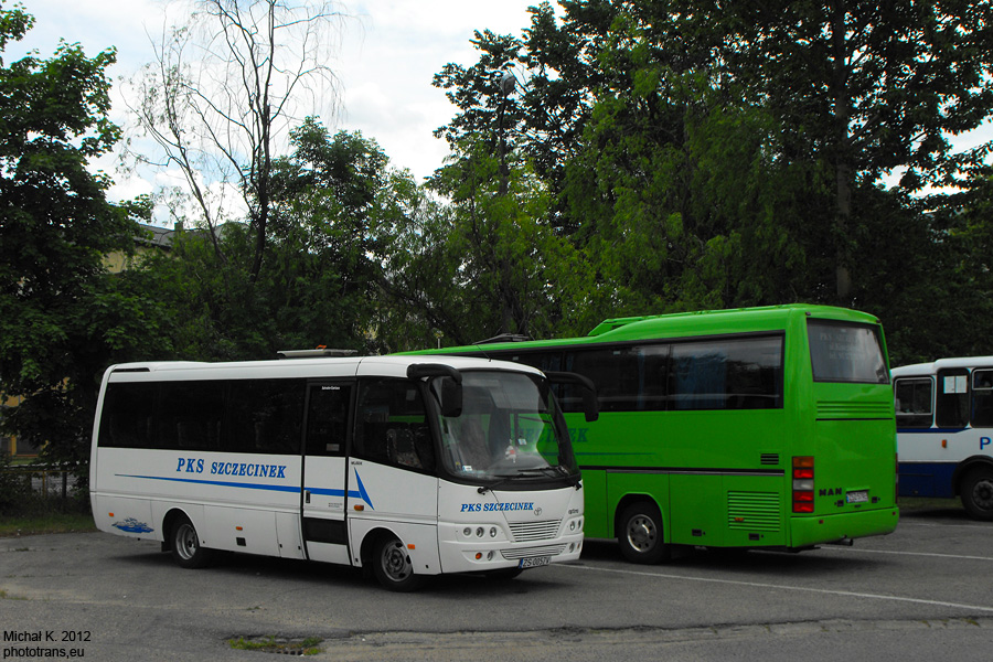 Toyota Coaster BB50R / Caetano Optimo V #ZS 0057V