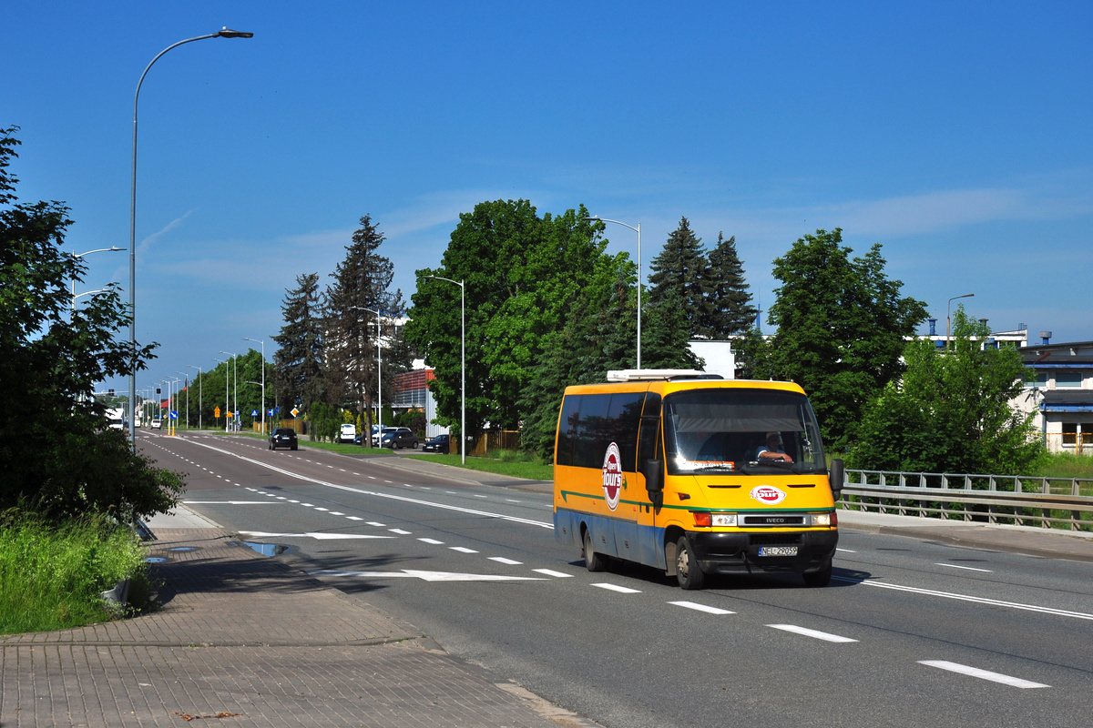 Iveco Daily 65C15 / EA KFB Midi Skate Travel #NEL 29059