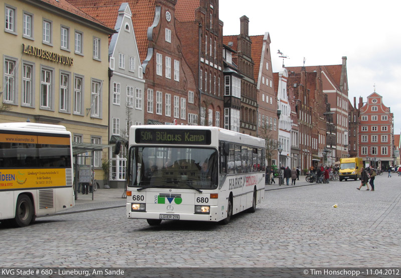 Mercedes-Benz O405N #680