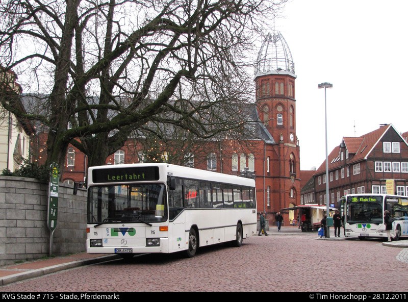 Mercedes-Benz O405N #715