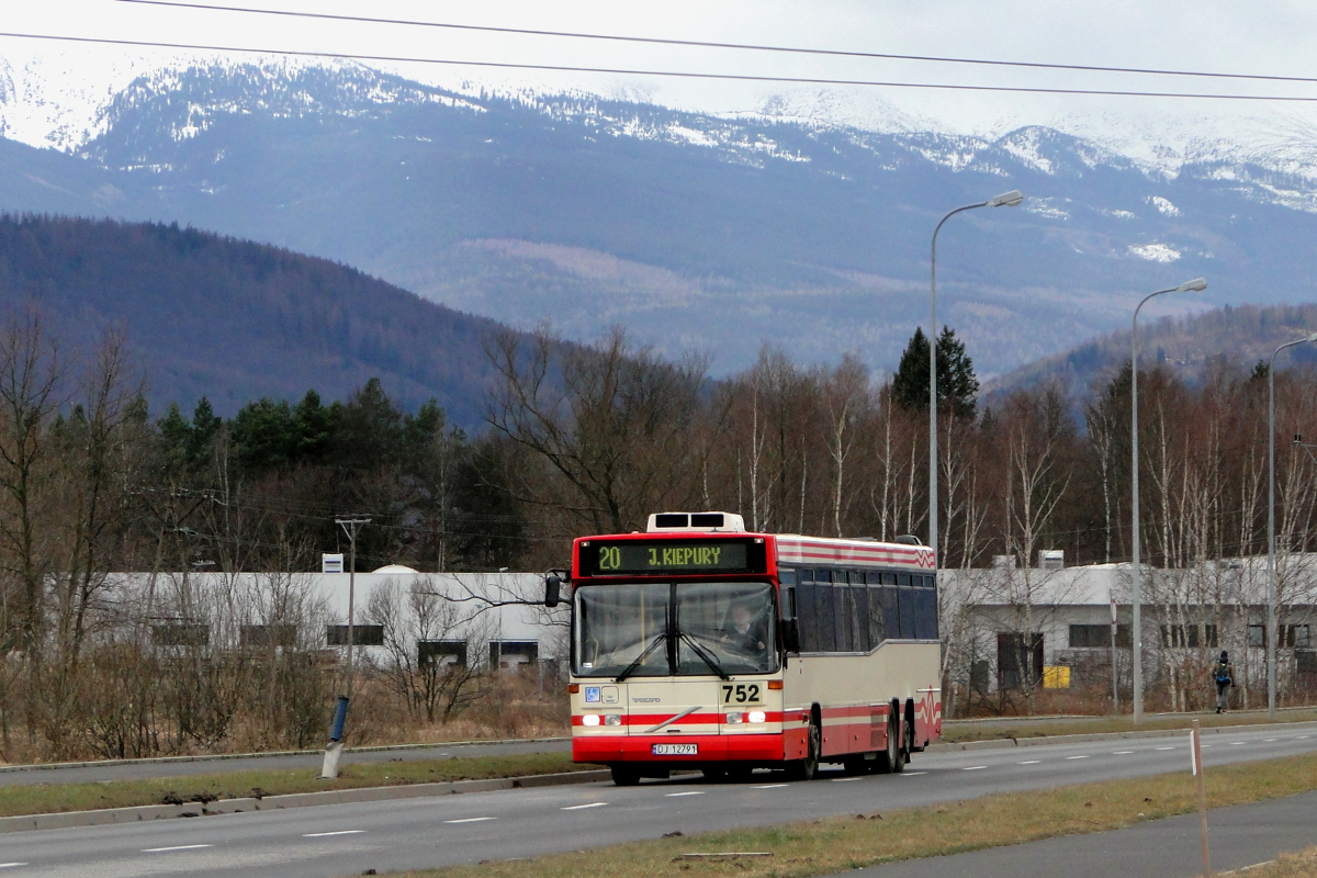 Volvo B10BLE 6x2 #752