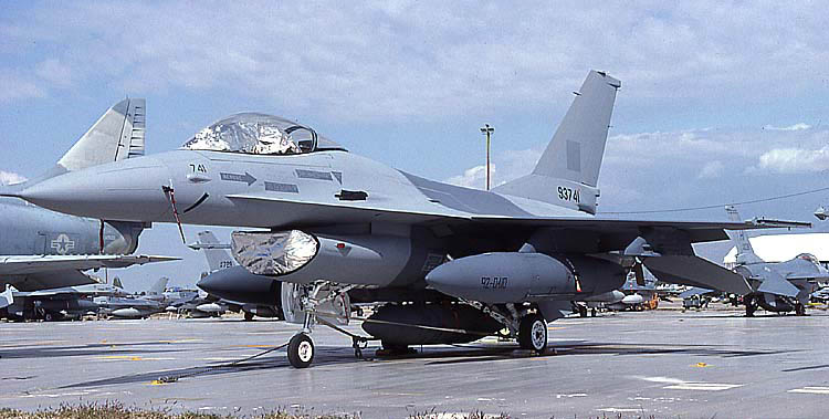 Highlight for Album: F-16A 92-0410