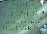 Grabmal Mely Joseph (geb. 6. März 1886, gest. 14. Januar 1920 in Pforzheim), Tafel .jpg