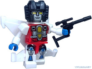 KreO-Toy StarscreamC84.jpg