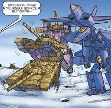 Escalation 3 Blitzwing Skywarp transform.jpg