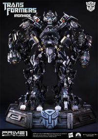 Prime 1 Studio Museum Masterline Ironhide.jpg