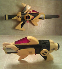 Bumblebee sword gun.jpg