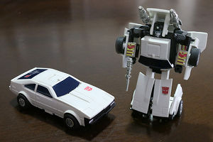 Downshift G1 Toy.jpg