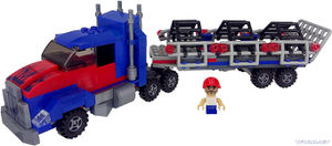 KreO-Toy Optimus-AOE DinoHauler.jpg