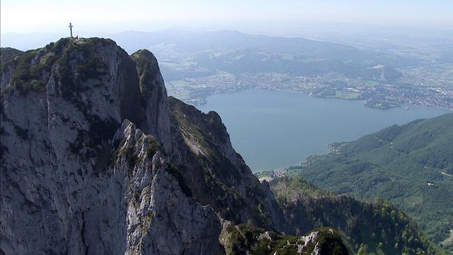 Land der Berge: Rund um den Traunstein im Salzkammergut (Originaltitel: Von Traunstein ins Ausseerland);  Im Bild: Der Traunstein.