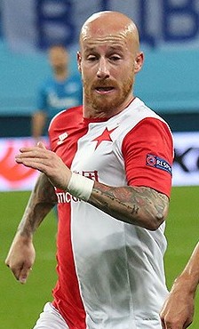 Zenit-Slavia Pr (2) (cropped).jpg