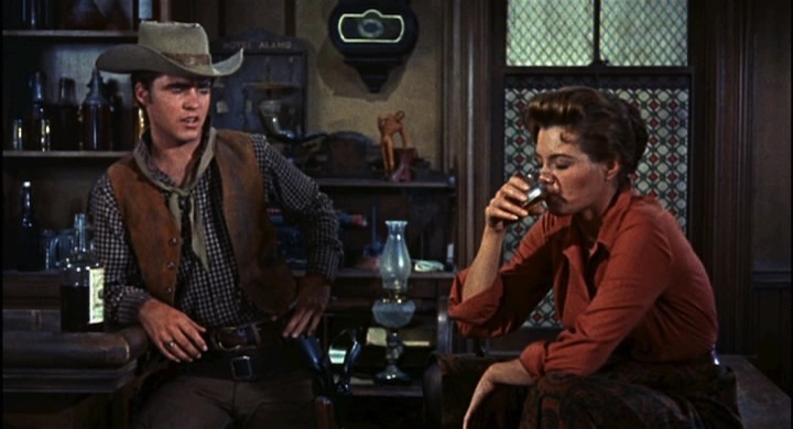 File:Howard Hawks'Rio Bravo trailer (30).jpg