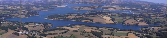 Lac de Pareloup en 2003.