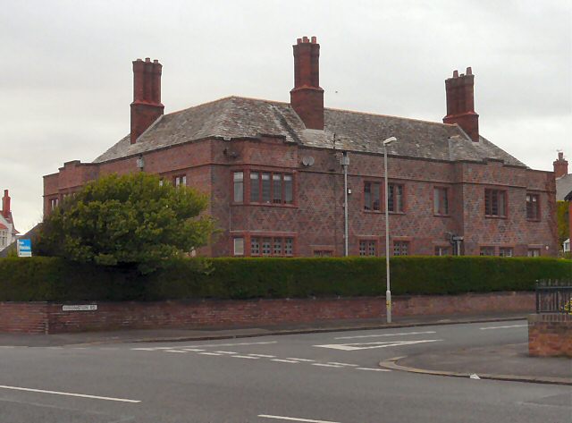 File:Coronation Road - geograph.org.uk - 1843711.jpg