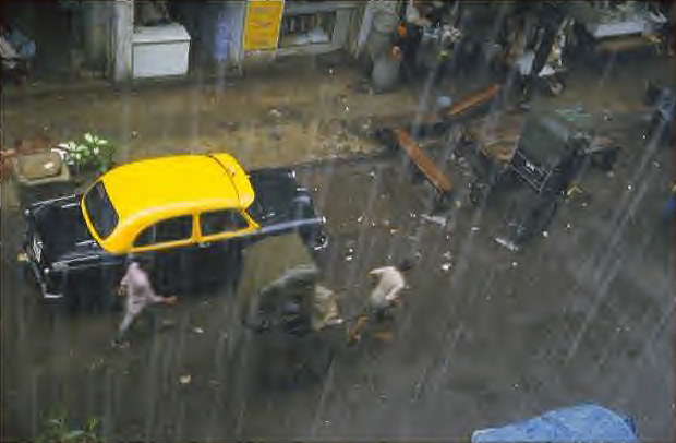 File:Rain in Kolkata.jpg