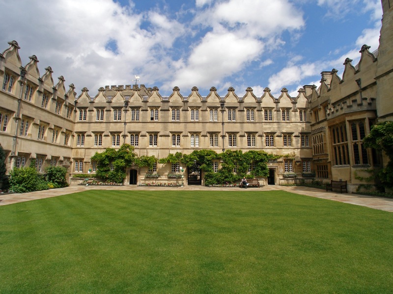 File:Second quad, Jesus College Oxford.jpg