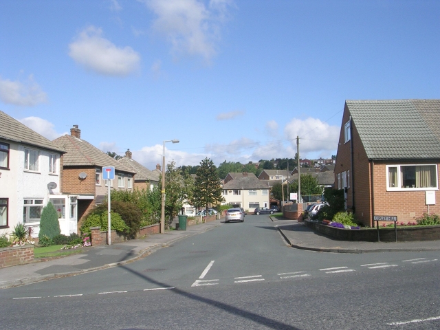 File:Copley Hill - Leeds Road - geograph.org.uk - 1464511.jpg