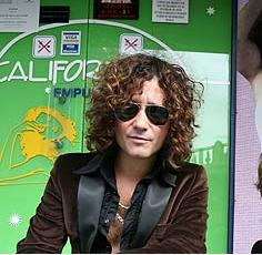 O musico aragonés Enrique Bunbury.