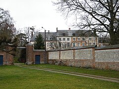 Château vu de l'église.