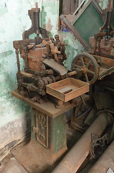 File:APB & Son Type Casting Machine - Adhar Type Foundry - 618 Grand Trunk Road - Serampore - Hooghly 2017-07-06 0997.JPG