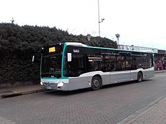 Le Citaro C2 no 609 en gare de Juvisy-sur-Orge.