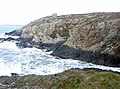 Plomodiern : la pointe de Talagrip et la maison des douaniers vues du sud 1.