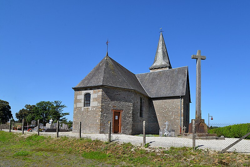 File:Église Saint-Pierre et Saint-Paul de Saint-Ovin (La Boulouze). Vue nord-est.jpg