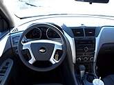 Interior (pre-facelift)