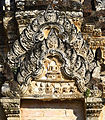 Décors en stuc du prang de Wat Phra Phai Luang