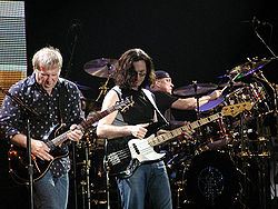 Rush Milanossa syyskuussa 2004. Alex Lifeson, Geddy Lee ja Neil Peart.